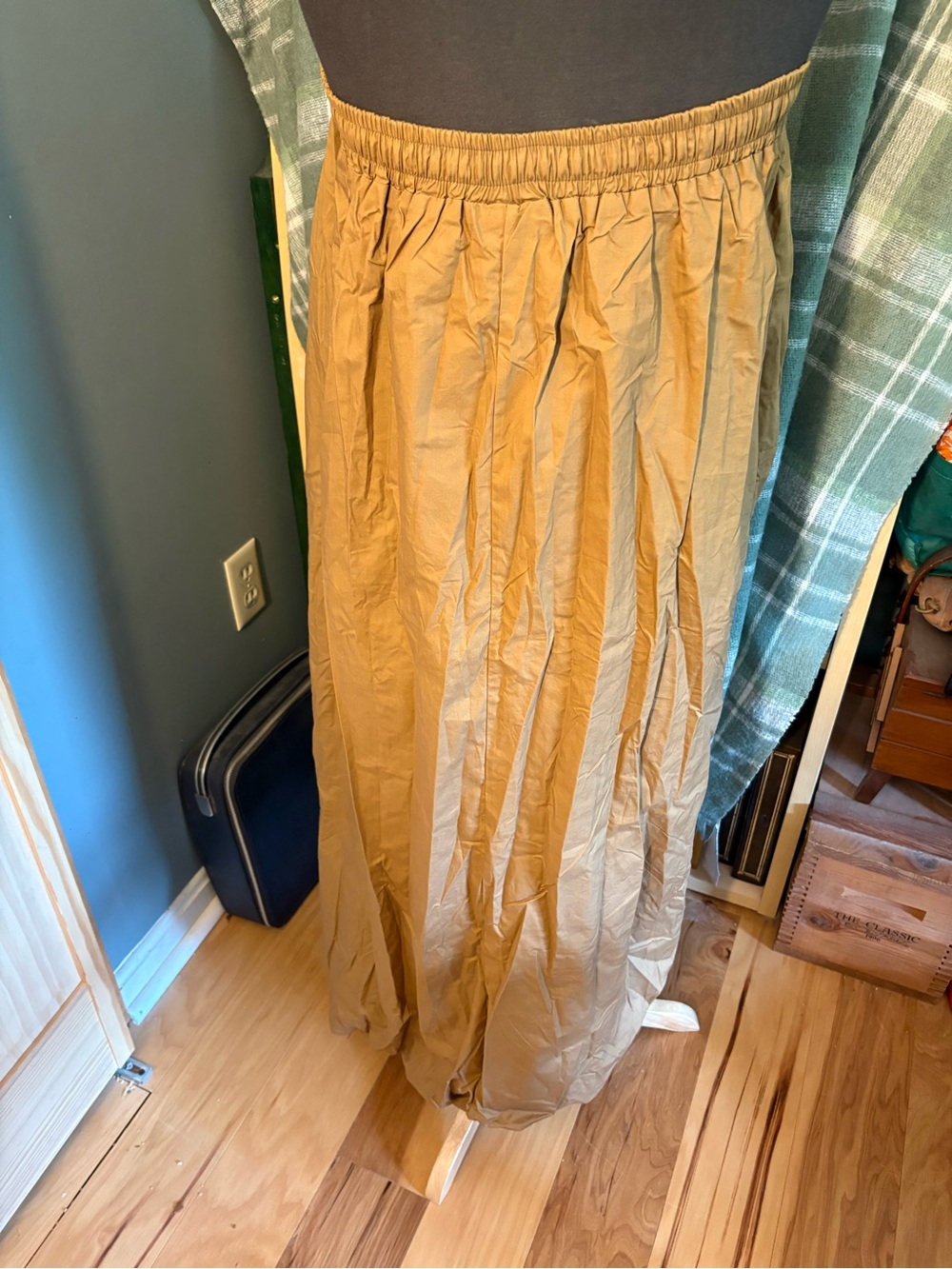 Richer Poorer Tan/Brown  bubble hem Maxi Skirt with Drawstring Waist - Picture 3 of 6